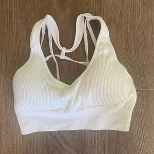 NVGTN Sports bras